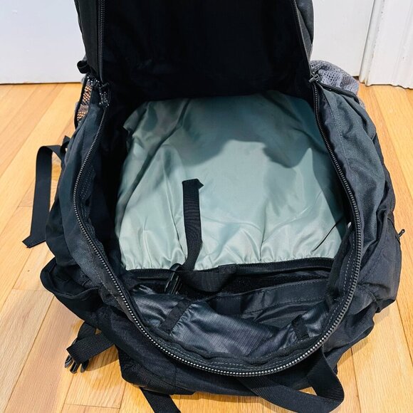 Kelty Redwing 2650 Trail Series Internal Frame Backpack Black 44L Camping - Picture 10 of 16